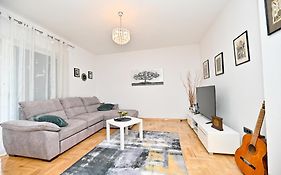 Apartment Razanac Nikola